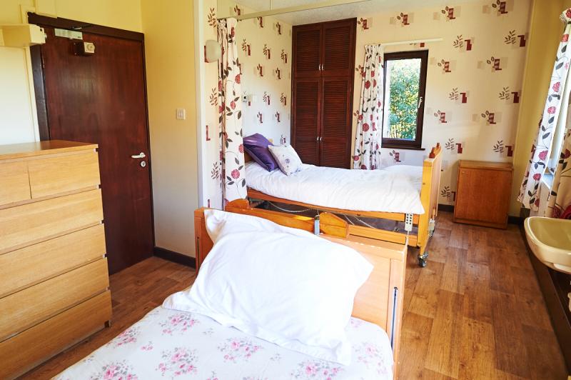Buy To Let Invest Slideshow Plas Y Bryn Nursing Home In Cwmgwili