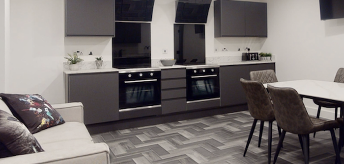 Graduation House In Beeston